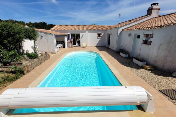 4 bedrooms villa with private pool and enclosed garden at Notre-Dame-de-Monts - 1 km away from the beach
