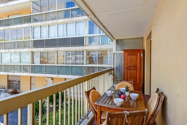 Joli appartement pour 4 personnes avec WIFI, TV, balcon et parking