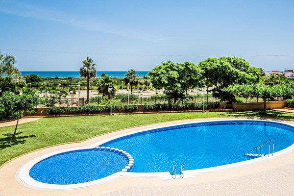 Nice apartment in Cabanes with Outdoor swimming pool and 2 Bedrooms