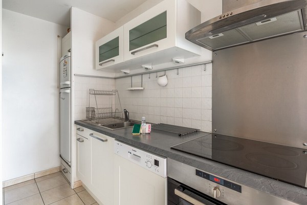 Superb apartment with balcony and parking space - La Rochelle - Welkeys