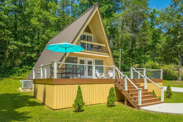 The Tiger Lily - A PMI Scenic City Vacation Rental