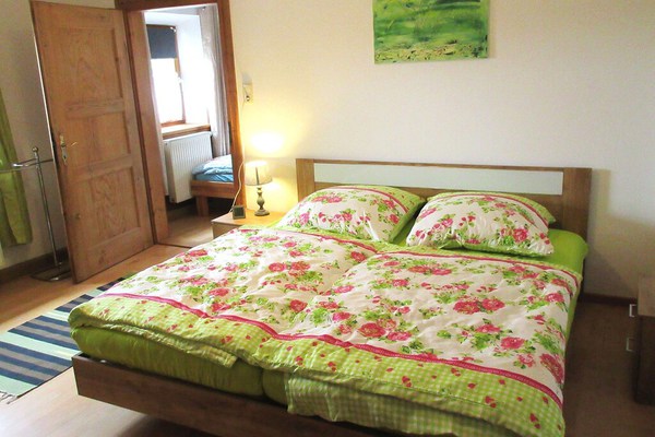 Ferienhaus mit sechs Schlafzimmer für 12 Personen mit Blick auf die Berchtesgadener- u. Chiemgauer Berge