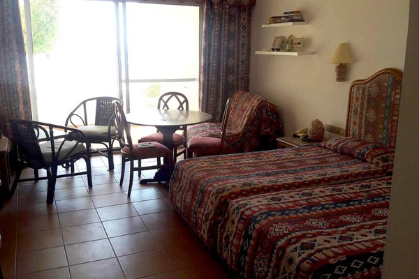 Studio at Sharm El Sheikh Resort, 200 m away from the beach with sea view, shared pool and enclosed garden
