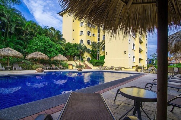 Villas Del Rio Luxury 3BR Condo with Pool & Access to Hot Tub