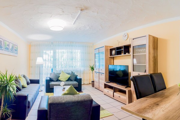Appartement de 110 m² avec terrasse au rez-de-chaussée - nuit pas chère
