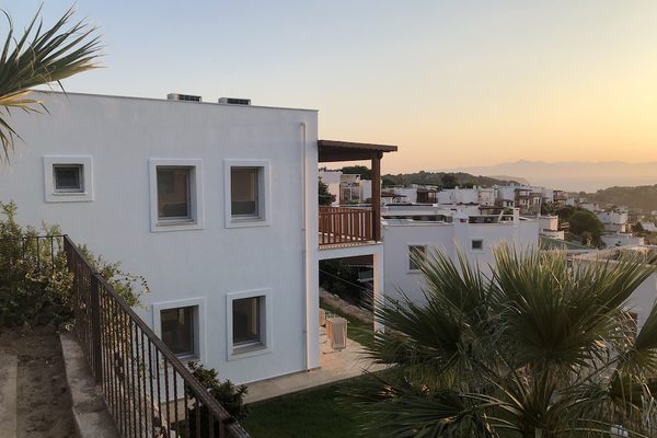 Beautiful Detached Villa with Sea View - NEW FOR 2021