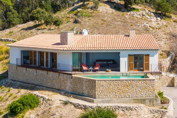 Can Jordi - Villa spectaculaire avec une piscine à débordement à Galilea