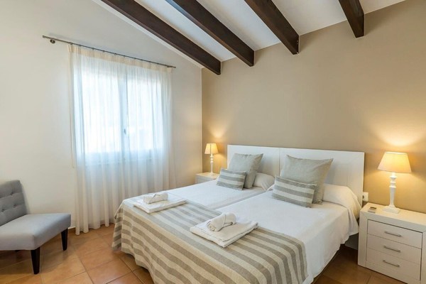 3 Bedroom Villa, Private Pool, Close to the beach, Binibeca