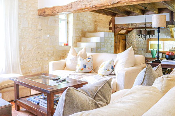 Loire Valley year-round country loft near Chinon