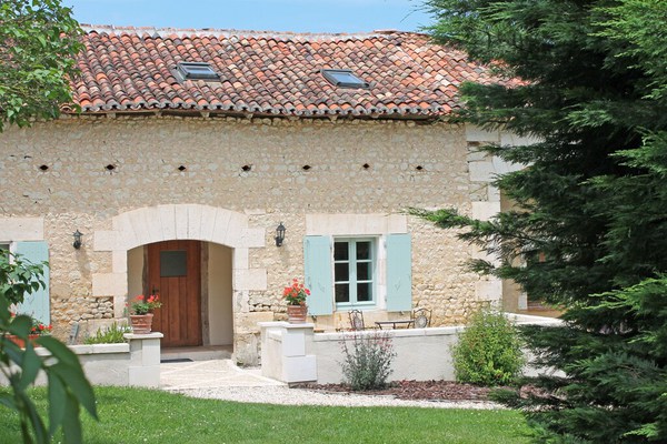 Rural French Family Holiday Hamlet - Heated Pools, Golf, Tennis, Creche, 10 mins to beach!