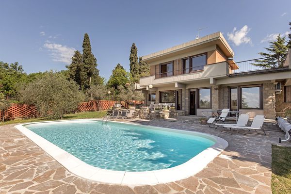 Villa panoramique de luxe avec piscine à Florence - Toscane