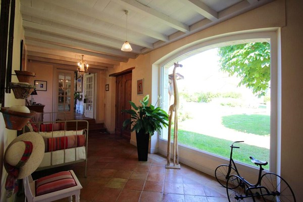 2 bedrooms appartement with shared pool, enclosed garden and wifi at Castéra-Lectourois
