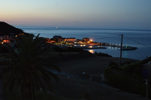Vue sur  la mer et le petit port de Santa Severa