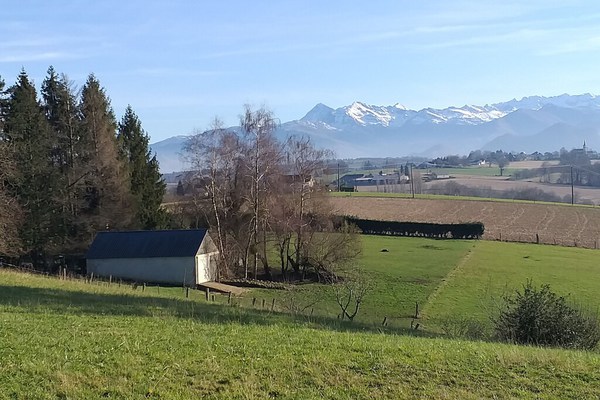 "Les 3 Collines" Gîte 4 pers, vue panoramique sur les Pyrénées  !