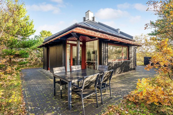 Awesome home in Grenaa with WiFi and 2 Bedrooms