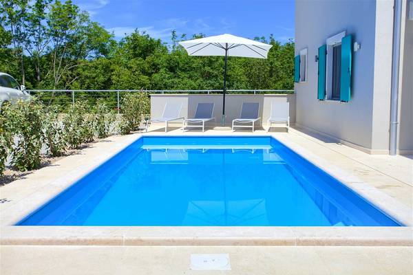 Casa Ulika with barrier-free ground floor and heated pool