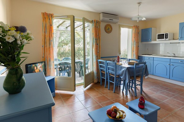 1 Bedroom Alcove Split-Level Holiday House
