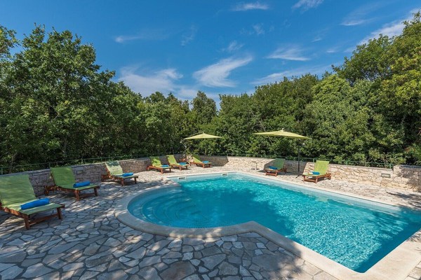 Villa Ana avec piscine partagée dans le complexe Vlakovo