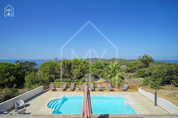Acqua Doria, villa pour 8 pax avec piscine a 1 km de la plage de Cala D'Orzu