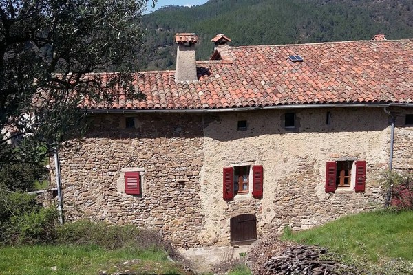 Maison typique des Cévennes pour  personnes avec vue montagne