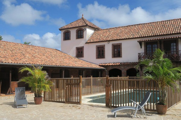 Domaine du Château Appart romantique vue piscine