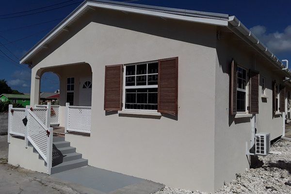 Cay Cape - Bungalow climatisé nouvellement construit près de Silver Sands Beach