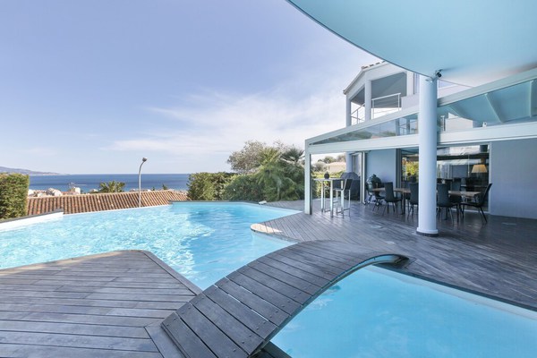 Luxury stay at three-storey villa with private pool and big terrace