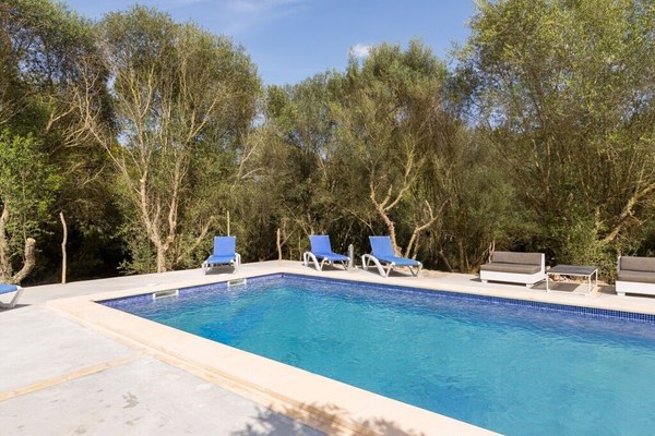 Pomer - Belle villa avec piscine à Costitx, dans le centre de Majorque