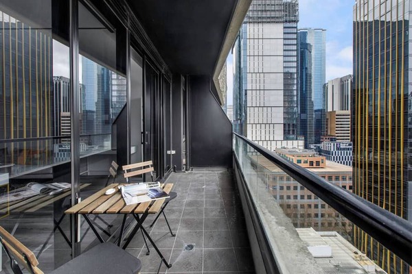 Aura off Flinders Lane A City Centre Balcony Abode