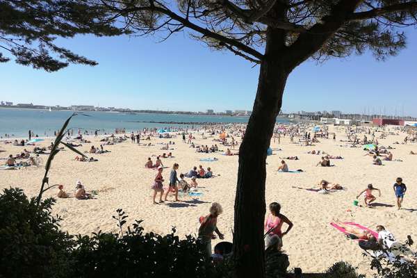 T2 Vue Mer. La Rochelle les minimes. Proche du port. Familial. Balcon.