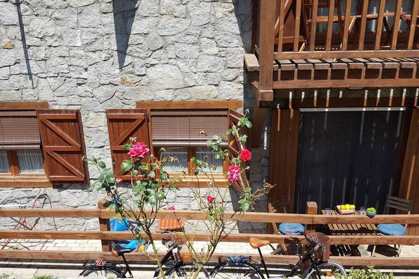 Magie Pyrénées, Appartement à Linsoles, Valle de Benasque avec piscine et WIFI