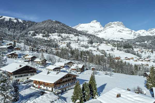 Chalet face au Mont-Blanc jusqu'à 45 personnes idéal pour les grands groupes