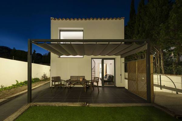 Duplex lumineux avec terrasse à CADAQUÉS