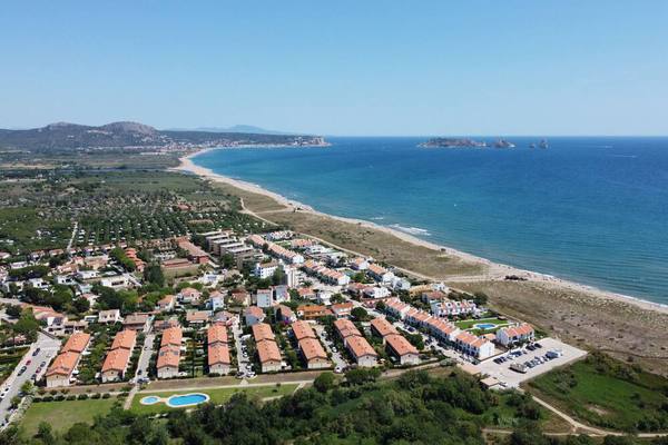 Daró 3D 05 - clima, piscine et 200m de la plage